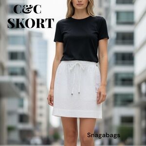 C&C NWT Classic White 100% Linen Mini Skort Medium